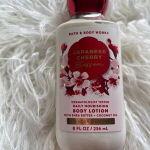 Bath & Body Works Japanese Cherry Blossom  Lotion